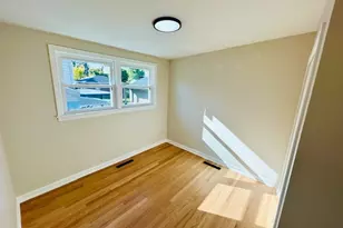 768 N Rohde Ave, Hillside, IL 60162 - Photo 12