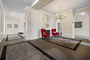 4300 N Marine Dr, Chicago, IL 60613 - Photo 2