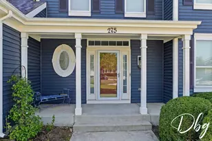 275 N Cambridge Ct, Grayslake, IL 60030 - Photo 2