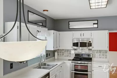 275 N Cambridge Court, Grayslake, IL 60030 - Photo 32