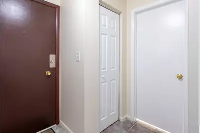 7830 W North Avenue #511, Elmwood Park, IL 60707 - Photo 6