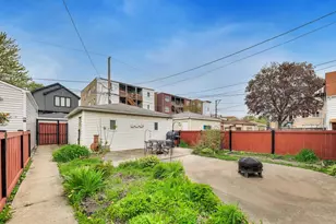 1112 N Spaulding Ave, Chicago, IL 60651 - Photo 20