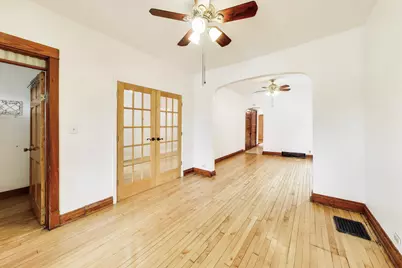 1112 N Spaulding Avenue, Chicago, IL 60651 - Photo 2