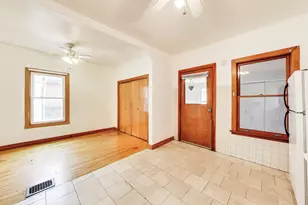 1112 N Spaulding Ave, Chicago, IL 60651 - Photo 6