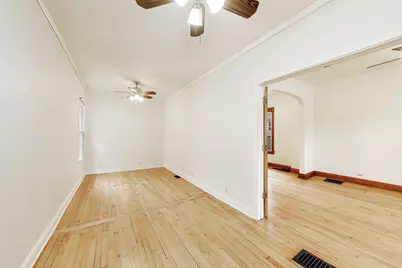 1112 N Spaulding Avenue, Chicago, IL 60651 - Photo 8