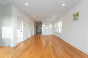 5531 S Neva Ave, Chicago, IL 60638 - Photo 2