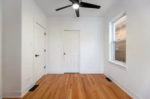 5531 S Neva Ave, Chicago, IL 60638 - Photo 14