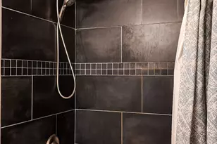 5 E Carriageway Dr, Hazel Crest, IL 60429 - Photo 12