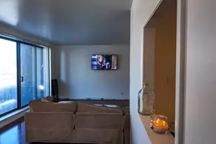 5 E Carriageway Dr, Hazel Crest, IL 60429 - Photo 10