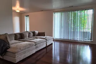5 E Carriageway Dr, Hazel Crest, IL 60429 - Photo 10