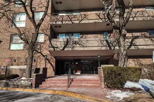 5 E Carriageway Dr, Hazel Crest, IL 60429 - Photo 1