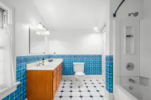 10 N Adams St, North Aurora, IL 60542 - Photo 10