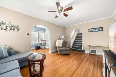 10 N Adams Street, North Aurora, IL 60542 - Photo 2