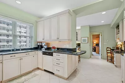 3920 N Lake Shore Drive #12S, Chicago, IL 60613 - Photo 18