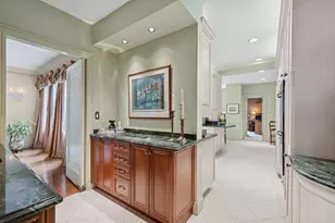 3920 N Lake Shore Dr, Chicago, IL 60613 - Photo 16