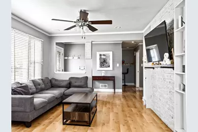 [Address not provided], Joliet, IL 60435 - Photo 4