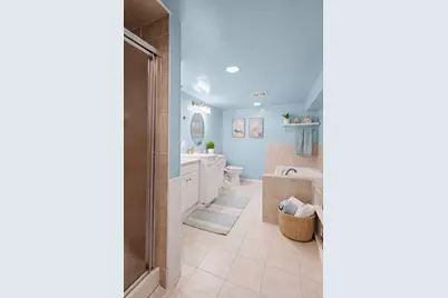 513 Edens Lane, Northfield, IL 60093 - Photo 16