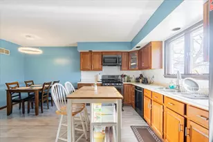 1512 E Fairlawn Dr, Urbana, IL 61802 - Photo 10