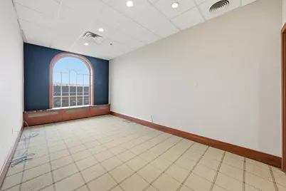 901 Burlington Avenue #200, Western Springs, IL 60558 - Photo 6