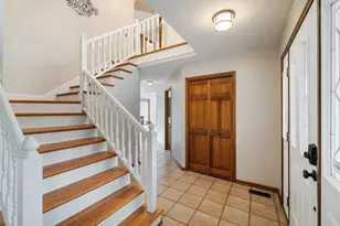 6N777 Palomino Dr, Saint Charles, IL 60175 - Photo 10