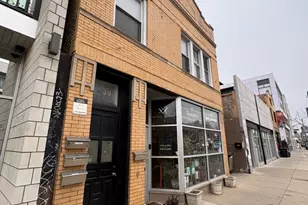 839 N Ashland Ave, Chicago, IL 60622 - Photo 1