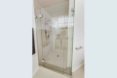 1720 Maple Avenue #2740, Evanston, IL 60201 - Photo 20