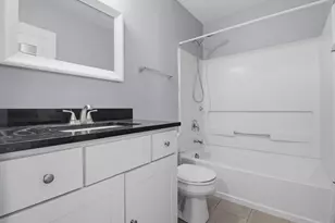 138 Celebration Ct, Hainesville, IL 60073 - Photo 12