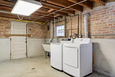 5533 N Menard Avenue, Chicago, IL 60630 - Photo 24