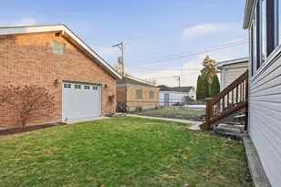 5533 N Menard Ave, Chicago, IL 60630 - Photo 28