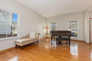 2503 Bayhill Ct, Aurora, IL 60503 - Photo 8