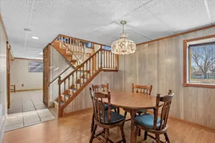 906 E Streamwood Blvd, Streamwood, IL 60107 - Photo 20