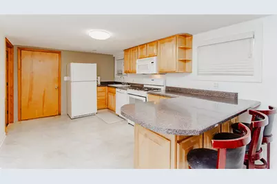 6159 N Moody Avenue, Chicago, IL 60646 - Photo 30