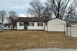 215 Cedar St, Morrison, IL 61270 - Photo 18