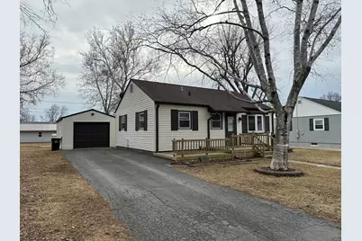 215 Cedar Street, Morrison, IL 61270 - Photo 2