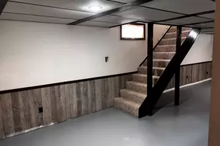 215 Cedar St, Morrison, IL 61270 - Photo 10