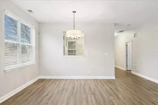 820 Bellevue Cir, Oswego, IL 60543 - Photo 10