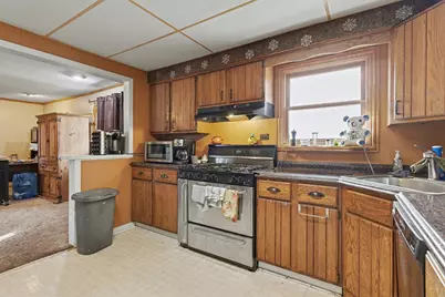 10541 S 84th Avenue, Palos Hills, IL 60465 - Photo 8