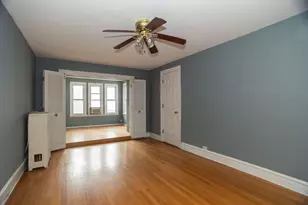 2321 E 69th St, Chicago, IL 60649 - Photo 14