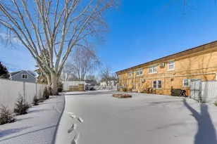 1130 Sheridan Rd, North Chicago, IL 60064 - Photo 14