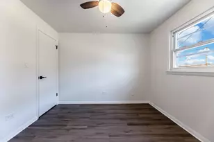 6419 S Oak Park Ave, Chicago, IL 60638 - Photo 10