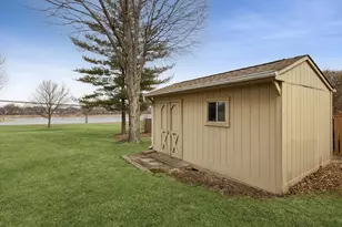 [Address not provided], Arlington Heights, IL 60004 - Photo 16