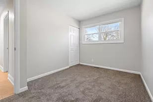 40 Chatham Pl, Montgomery, IL 60538 - Photo 16