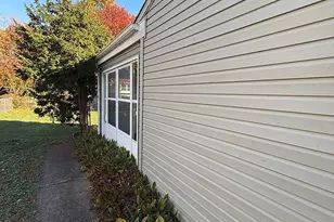 2108 23rd St, Rockford, IL 61108 - Photo 12