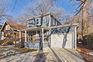 9825 S Wood St, Chicago, IL 60643 - Photo 2
