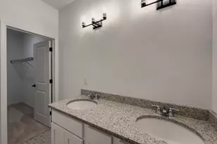 154 S Llanos St, Cortland, IL 60112 - Photo 50