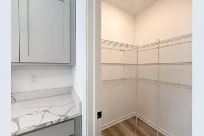 154 S Llanos Street, Cortland, IL 60112 - Photo 30