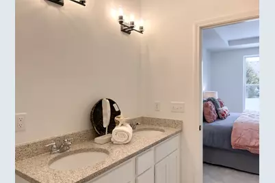 154 S Llanos Street, Cortland, IL 60112 - Photo 16