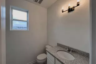 154 S Llanos St, Cortland, IL 60112 - Photo 34