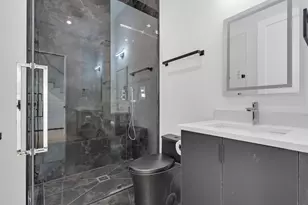 505 W Elm Ave, Chicago, IL 60610 - Photo 18