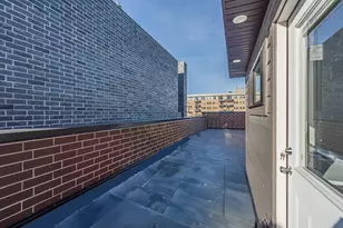 505 W Elm Ave, Chicago, IL 60610 - Photo 28